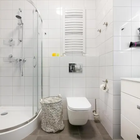 Royal Palace Elegant By Bookinghost Lägenhet