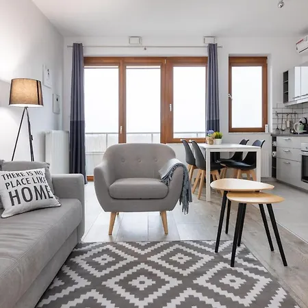 Royal Palace Elegant By Bookinghost Lägenhet *