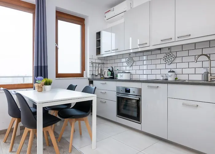 Royal Palace Elegant By Bookinghost * Varsovie